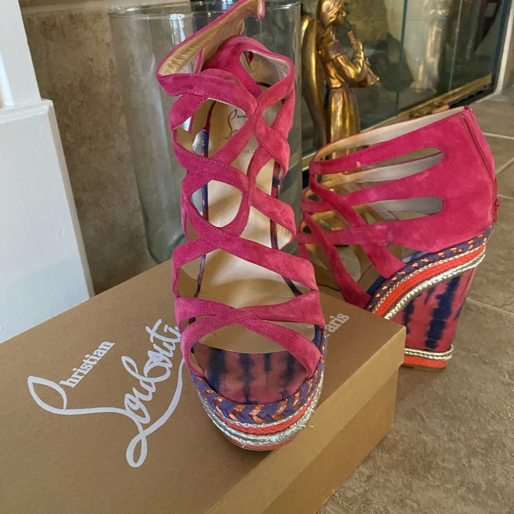 Beautiful Christian Louboutin Woman shoes